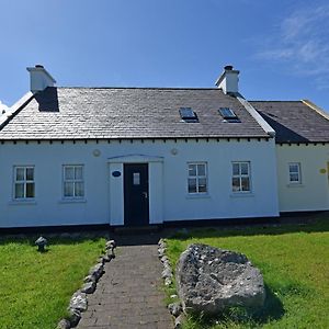 Fishermans Village With Sea Views Downings Exterior photo