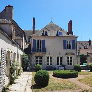 Maison Zola Bed and Breakfast Saint-Amand-Mont-Rond Exterior photo