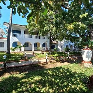 Maasai Resort Mombassa Exterior photo