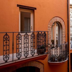 Il Cortile Segreto Bed and Breakfast San Severino Marche Exterior photo