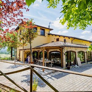 L'Incanto Dei Sibillini Pension Cessapalombo Exterior photo