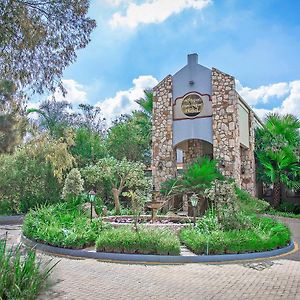 Afrique Boutique Hotel O.R. Tambo Boksburg Exterior photo