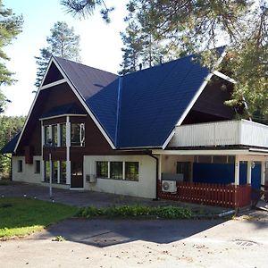 Jaalan Tienristi Motel Kouvola Exterior photo