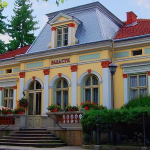 Pensjonat Palacyk Bed and Breakfast Łańcut Exterior photo