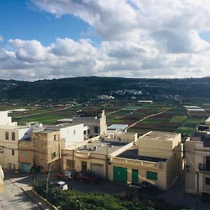 Panoramic Penthouse Haven Appartement Mellieħa Exterior photo