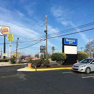 Days Inn By Wyndham Thomson Exterior photo