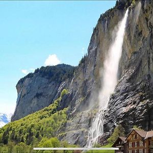 Breathtaking Waterfall Apartment Nr 3 Lauterbrunnen Exterior photo