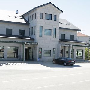 Hotel Bruma II A Gudiña Exterior photo