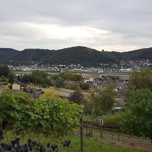 Weinhaus Em Wingert Bed and Breakfast Rheinbrohl Exterior photo