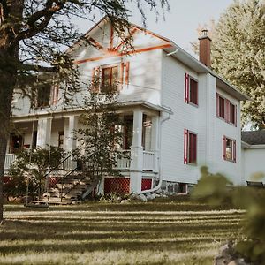 Almatoit Bed and Breakfast Exterior photo