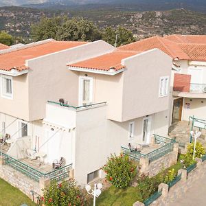 Remvi Hotel - Apartments Stoúpa Exterior photo