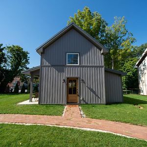 A Newly Built Tiny House In The Center Of Historic Kennett Square Villa Exterior photo