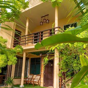 Daisy Cottage Dhangethi Exterior photo