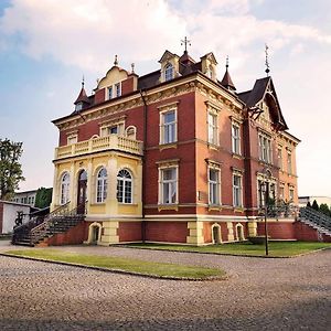 Palac Fabrykanta Bed and Breakfast Myszków Exterior photo