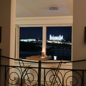 Studio With A View Of The Center Of Bratislava Appartement Exterior photo