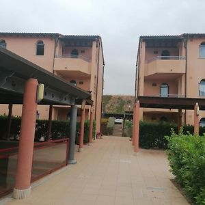 Residenza Dei Cavalleggeri Aparthotel San Vincenzo Exterior photo