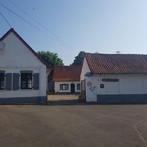 Entre Terre Et Mer - La Cle Des Champs Bed and Breakfast Guisy Exterior photo