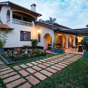 Cozy Stead Hotel Nairobi Exterior photo