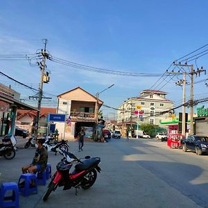 Tisaraporn Resident Motel Ban Khlong Song Exterior photo