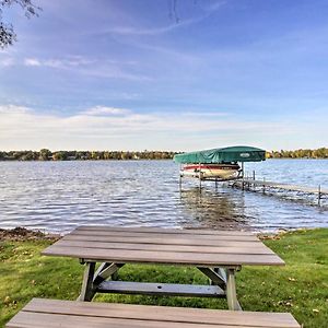 Pelican Lake Getaway On Stunning Peninsula! Villa Pequot Lakes Exterior photo