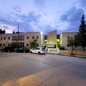 St Andrew'S Guesthouse - Ramallah Exterior photo