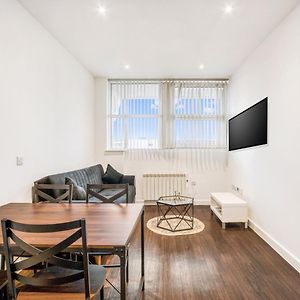 Fantastic 1 Bed By Heathrow Airport Appartement Londen Exterior photo