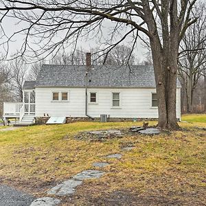 Cozy Campbell Hall Getaway With Porch! Villa Exterior photo