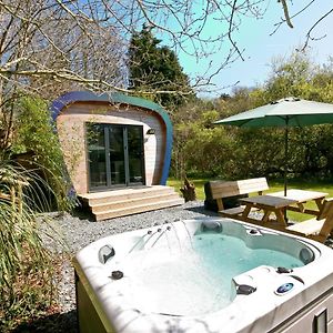 Sunridge Ecopod With Private Hot Tub Appartement Plymouth Exterior photo