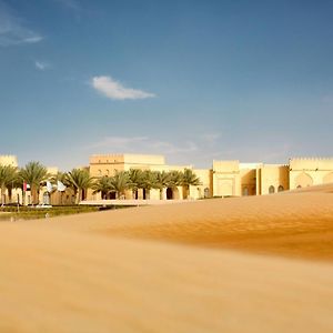 Tilal Liwa Desert Retreat Hotel Madīnat Zāyid Exterior photo