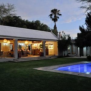 Thorntree Country Lodge Oudtshoorn Exterior photo