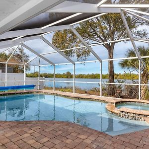 Blue Heron Lakeview Pool Home Close To Clearwater Largo Exterior photo