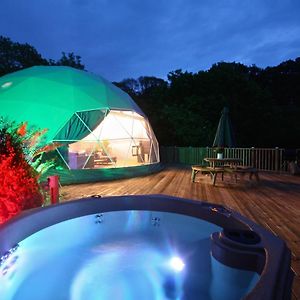 Sunridge Geodome With Private Hot Tub Appartement Plymouth Exterior photo