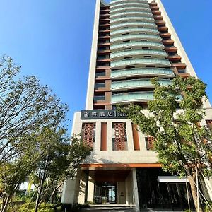 Check Inn Select New Taipei Sanchong Exterior photo