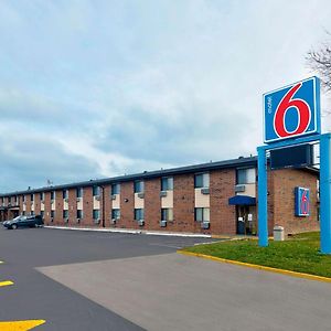 Motel 6-Oak Creek, WI Exterior photo