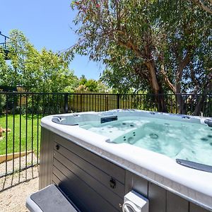 Ocean & Country Views, Spa, Pets Welcome, Fireplace - Your Ocean Oasis 10 Minutes To Phillip Island Kilcunda Exterior photo