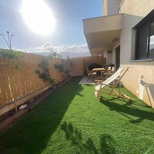 Garden North With Built In Bbq Appartement Qiryat Shemona Exterior photo
