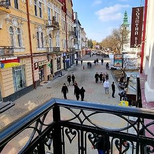 Центр Апарт Appartement Ternopil Exterior photo