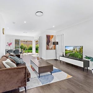 Aircabin - Norwest - Luxury Lovely - 4 Beds House Villa Baulkham Hills Exterior photo