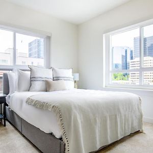 Downtown Bellevue Studio W Wd Rooftop Nr All Sea-139 Appartement Exterior photo