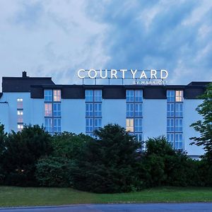 Courtyard by Marriott Wiesbaden-Nordenstadt Hotel Exterior photo