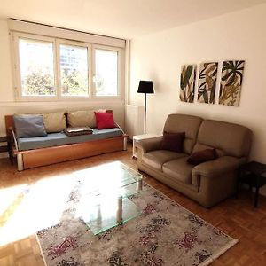 Cosy 2 Bedroom La Defense, 5 Min Walk Metro+Parking Courbevoie Exterior photo