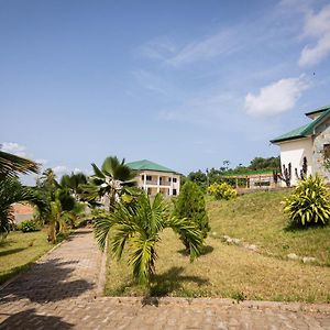 Nuach Bayit Hotel Kaapkust Exterior photo