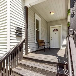 Modern, Rustic Farmhouse Apartment Near Downtown Mount Clemens Exterior photo