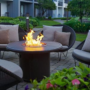 Courtyard By Marriott Detroit Troy Hotel Exterior photo