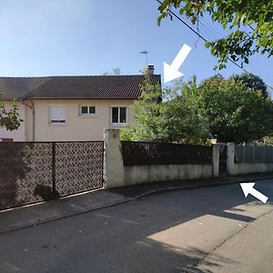 Studio Dans Maison Avec Jardin Et Balcon, Au Calme Appartement Sérézin-du-Rhône Exterior photo