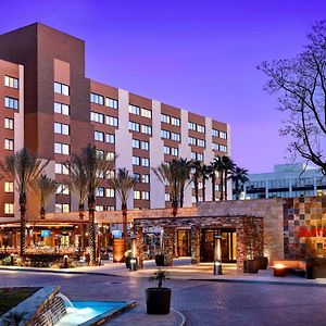 Los Angeles Marriott Burbank Airport Hotel Exterior photo