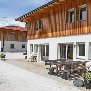 4Luxurioeses Ferienhaus In Traumhafter Landschaft Villa Döbriach Exterior photo