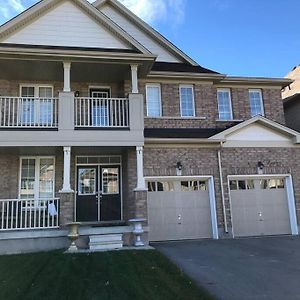 Entire Basement With 3 Bedrooms Niagarawatervallen Exterior photo