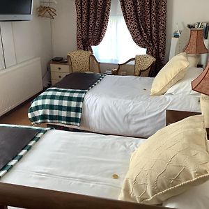 Bwthyn Cudd Bed and Breakfast Westbury  Exterior photo