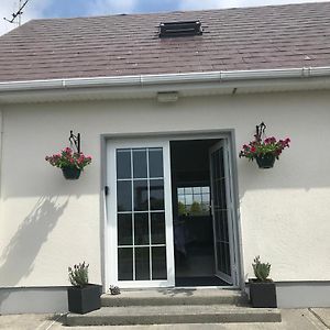 Loch Nuala Appartement Galway Exterior photo